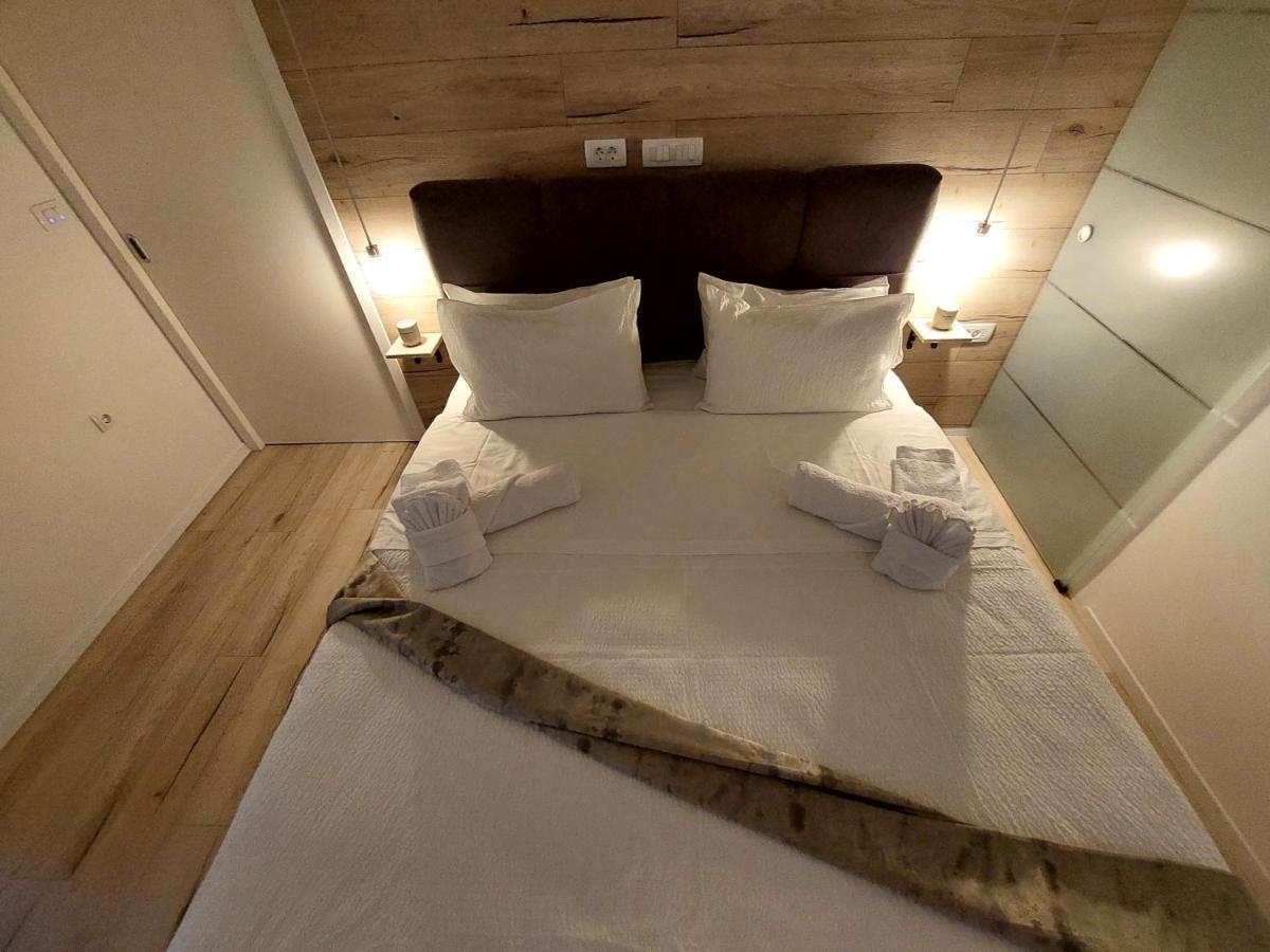 V Apartment Шибеник Екстер'єр фото